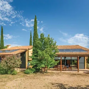Oliver Conti Villa Capmany